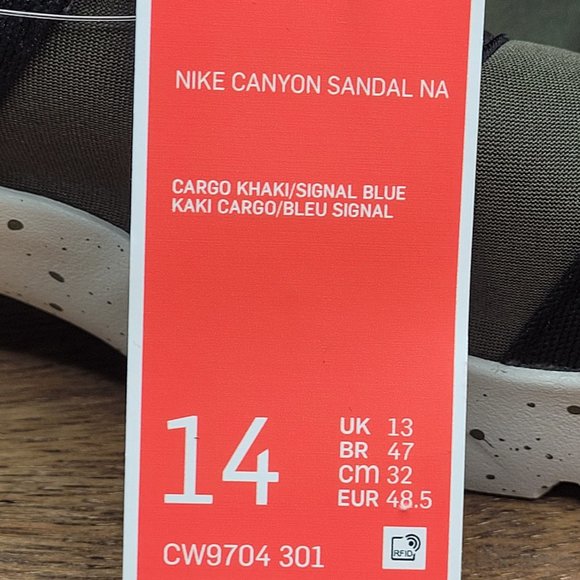 Sandals_&_Flip_Flops
